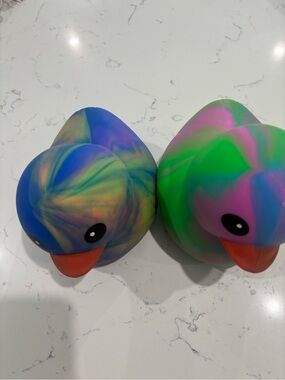 Colorful Tie-Dye Squeezy Duck Multicolor